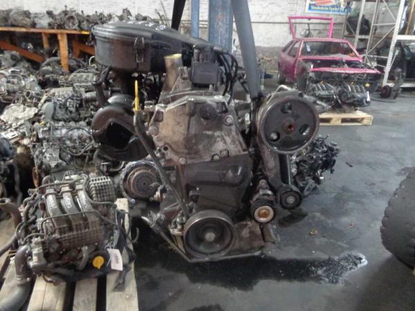 MOTEUR RENAULT / DACIA 1.6 ESSENCE CODE K7MA702 - Vue 3
